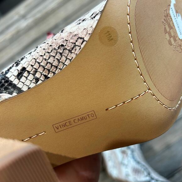 Vince Camuto DELSIMBA Snake Print Leather Ankle Boots NWOB 11M - Picture 7 of 7